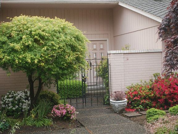 2nd image of 5813 Woodlake Dr W