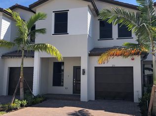 251 SW 159th Ter, Hollywood, FL 33027