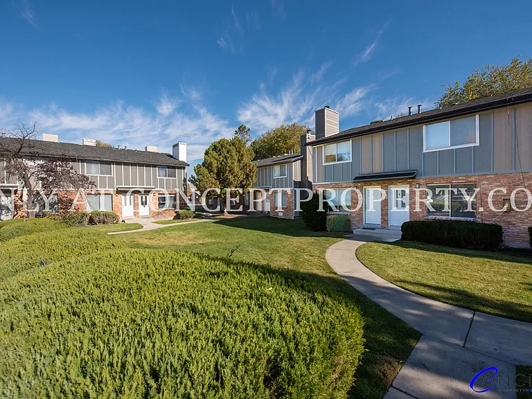 1499 W 2320 S — Photo 95