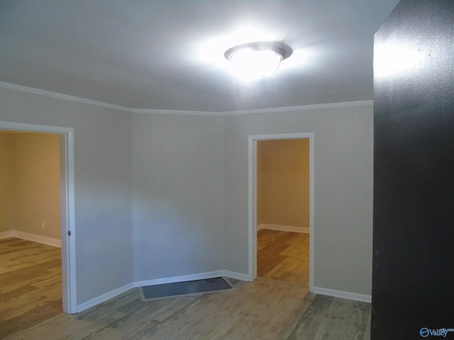 2 bed, 1.0 bath, 1095 sqft, $1,400 — Photo 4