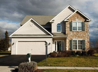922 Mesa Ln, Collegeville, PA 19426