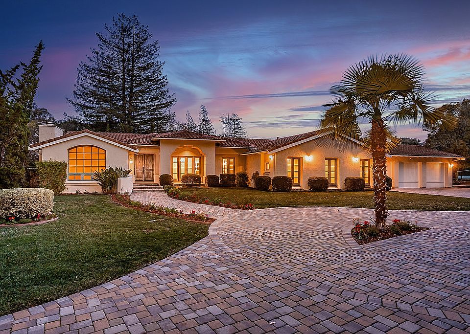 1st image of 26700 Shady Oaks Ct