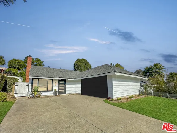 25831 S Tree Top Rd, Laguna Hills, CA 92653