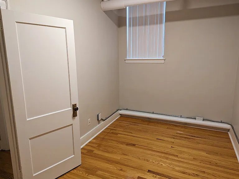 217 Sherbrook St — Photo 11