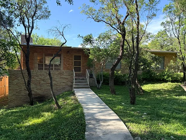 207 Canyon Dr — Photo 10
