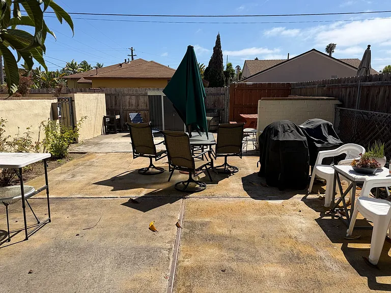 3805 Voltaire St — Photo 20