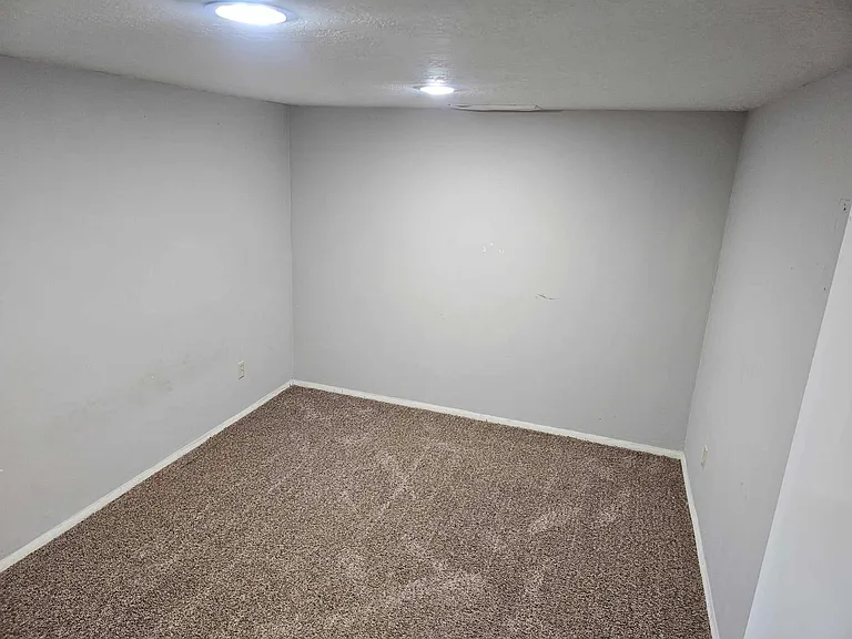 1189 W Escalante Dr #2 — Photo 17