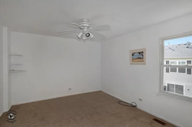 2627 Oakshire Ct — Photo 6