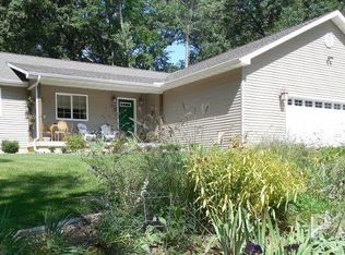 332 Sherwood Cir, Dahinda, IL 61428