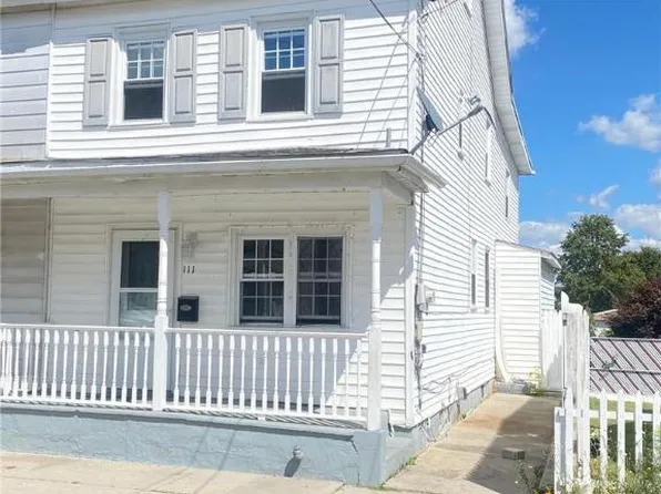 111 S Chestnut St, Summit Hill, PA 18250