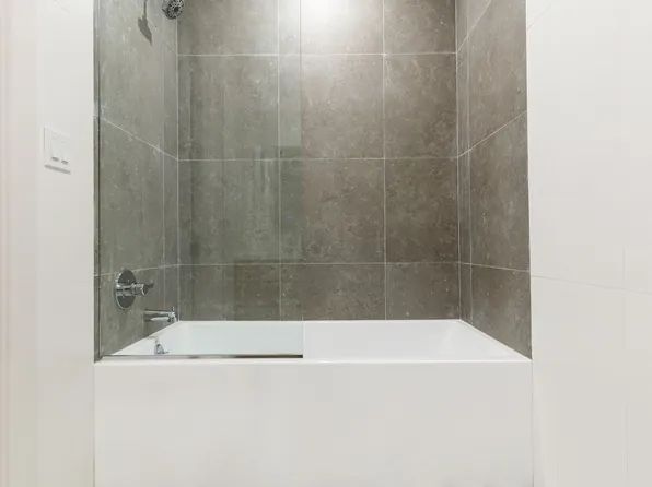 584 Fourth Avenue image 6 of 21