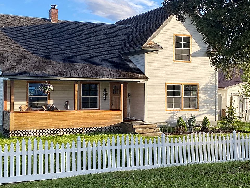 Multi Home Estate!  New!