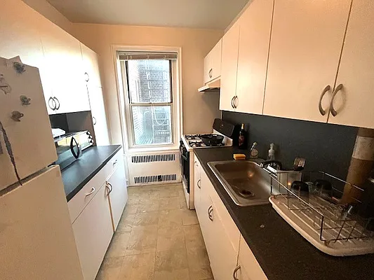 Rented by Expert Realty | media 5