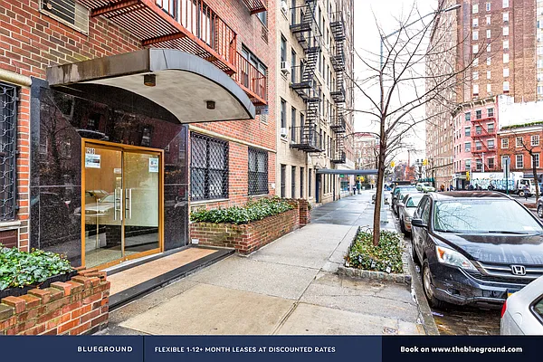 Rented by The Blueground | media 78