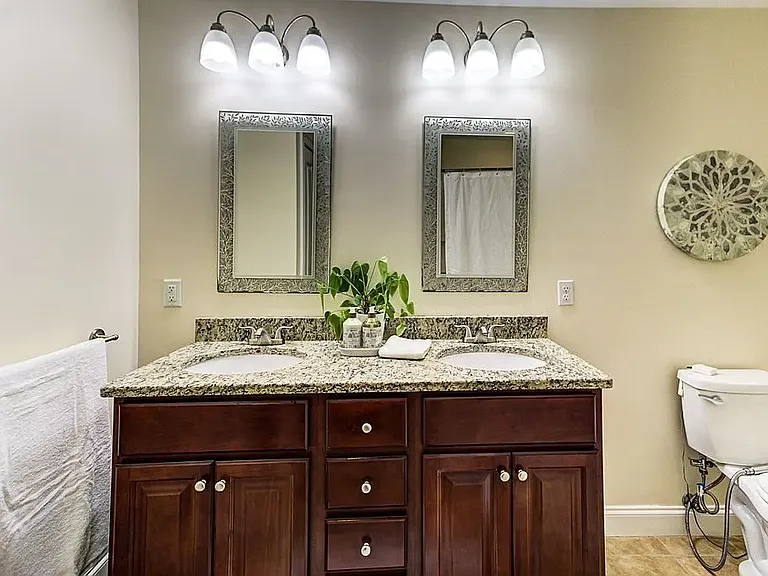23 Holbrook Ln — Photo 19