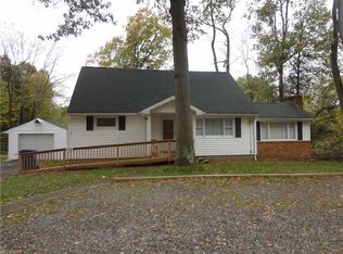 146 Woodland St, Newton Falls, OH 44444