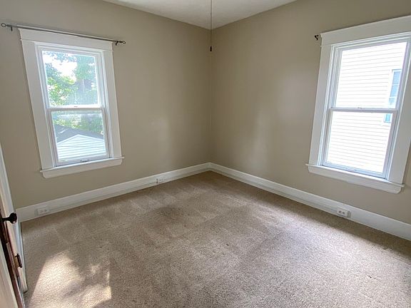 4th image of 1243 Lakeland Ave