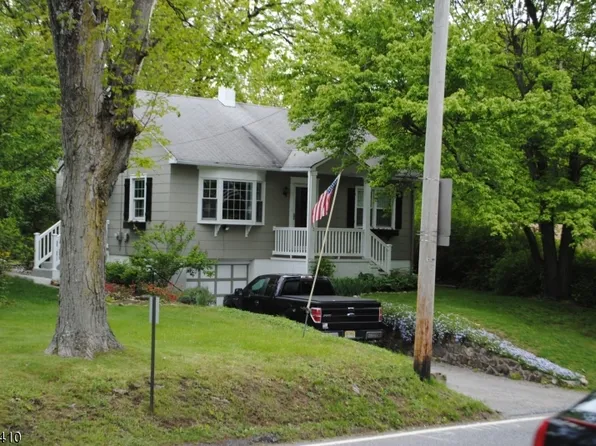 53 West St, Clinton Twp., NJ 08801