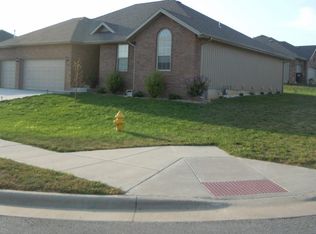 5281 E Pacific St, Springfield, MO 65802