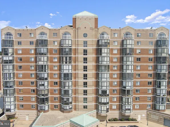 24 Courthouse Sq APT 311, Rockville, MD 20850