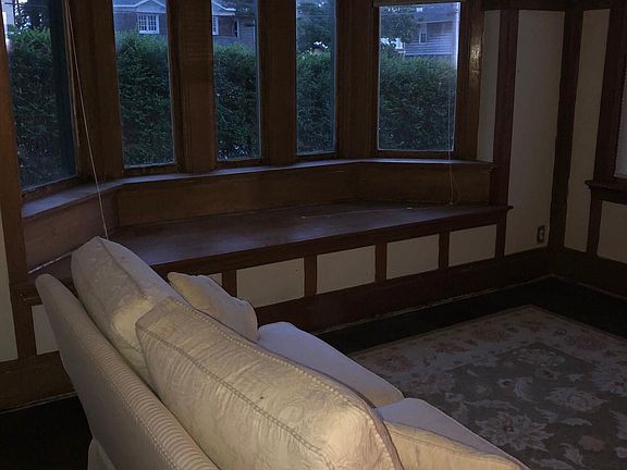 4th image of 1700 Park St #1