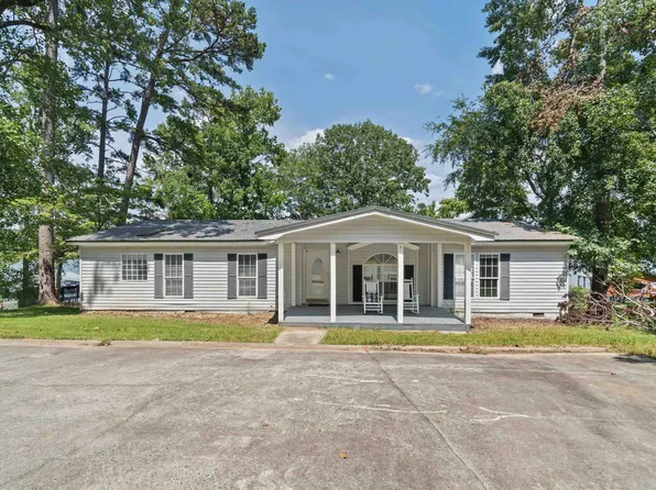 299 Foxglove Dr, Sparta, GA 31087