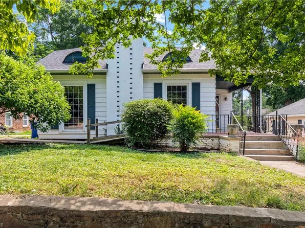 2805 Bon Air Ave, Winston Salem, NC 27105