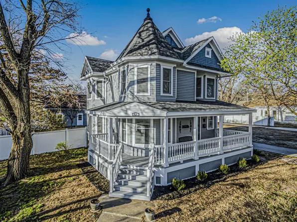 116 N Madison St, Junction City, KS 66441
