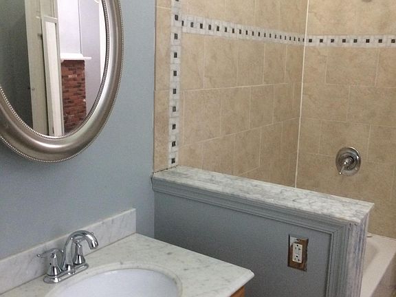 4th image of 1939 Spring Garden St APT 1