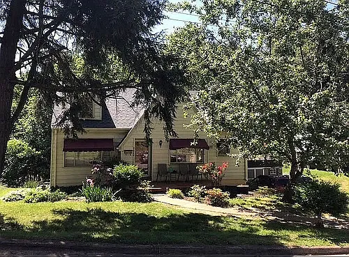 2020 Pocahontas St Photo 1