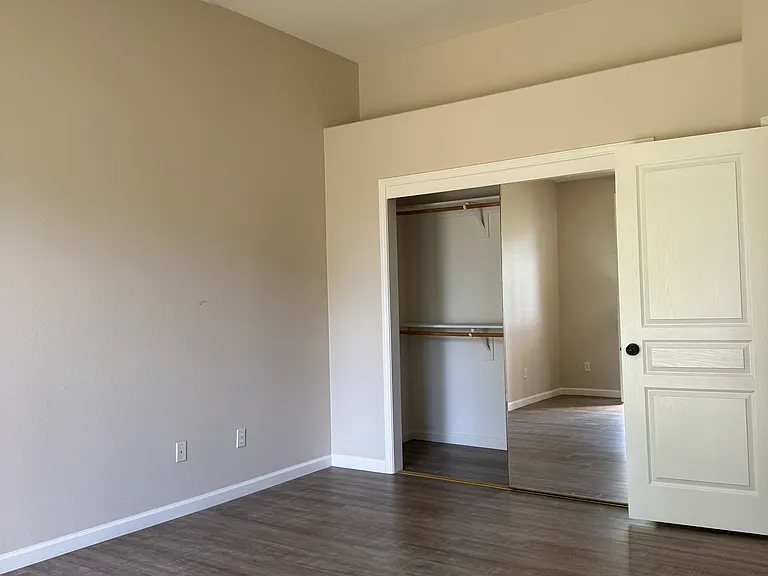 2591 Frontier Ln — Photo 10