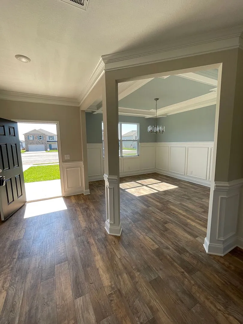 Building Photo - 2255 Viking Ct