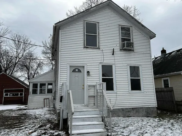 510 Walnut St, Neenah, WI 54956