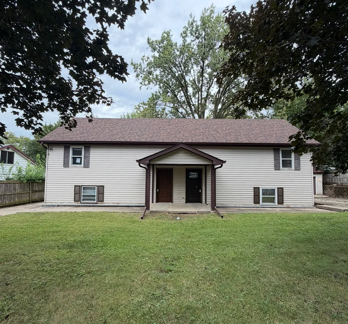 3 bed, 1178 sqft, $1,400 — Photo 1