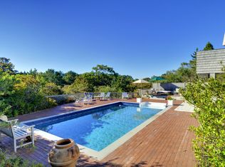 61 Seabreeze Ln, Amagansett, NY 11930