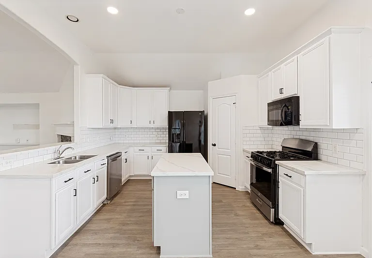 5224 McGrath Dr — Photo 10