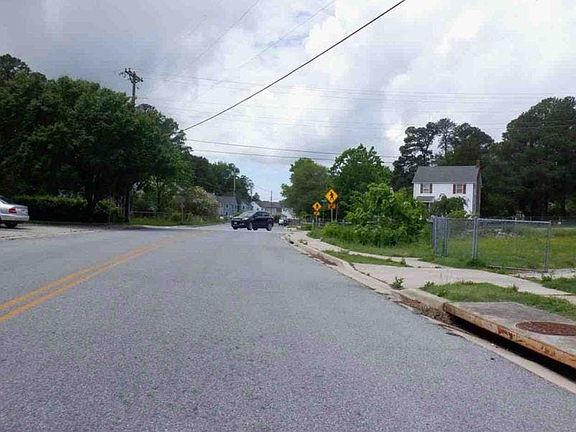 3rd image of 21718 N Essex Dr