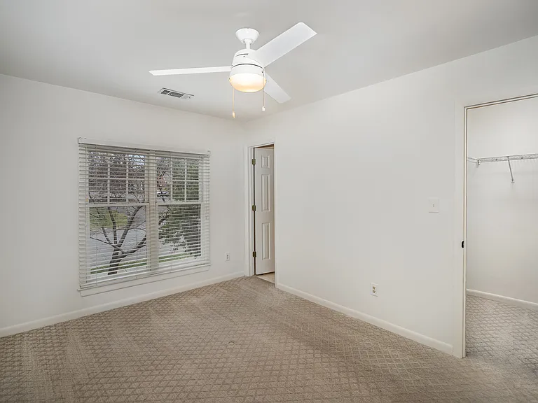 2743 Dilworth Heights Ln — Photo 16