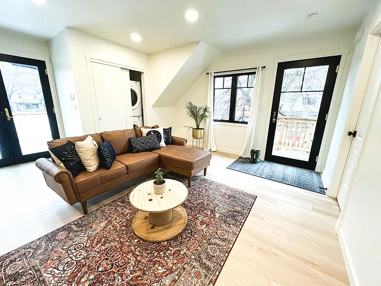 2520 Jefferson Ave #3 — Photo 12