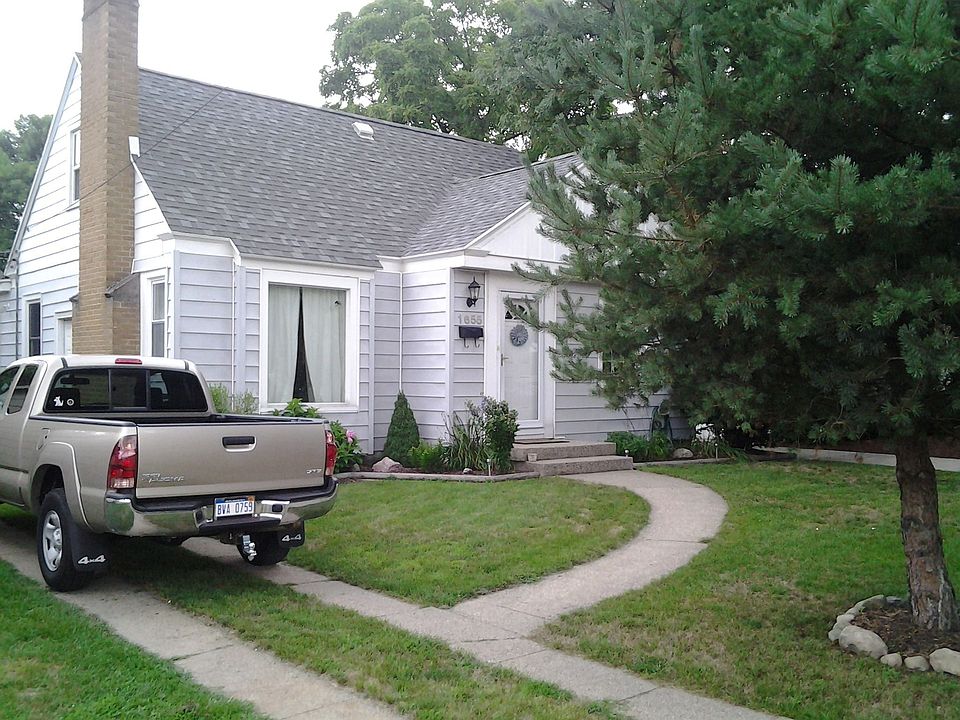 2nd image of 1655 Widdicomb Ave NW
