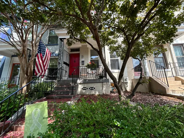411 11th St NE, Washington, DC 20002