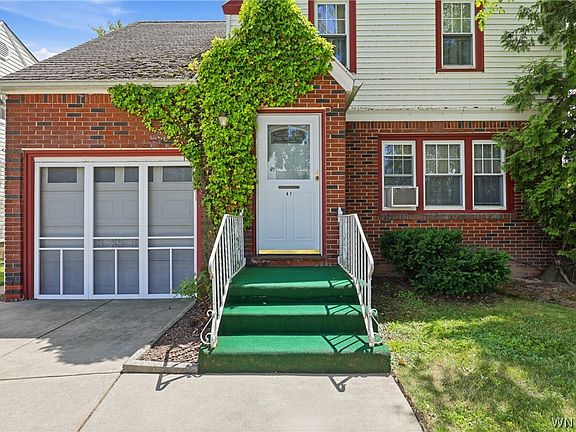 3rd image of 47 Linden Ave