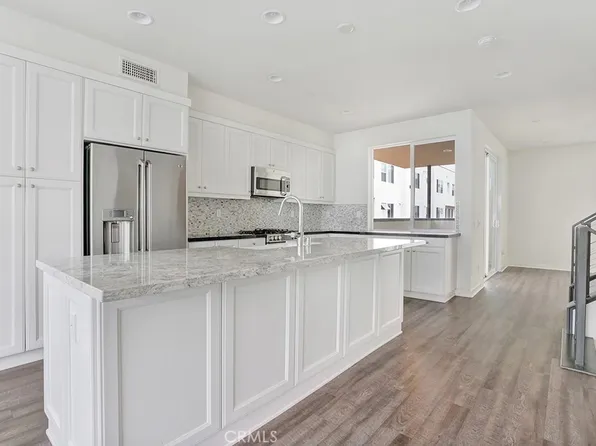 1688 Shoreline Way, Costa Mesa, CA 92627