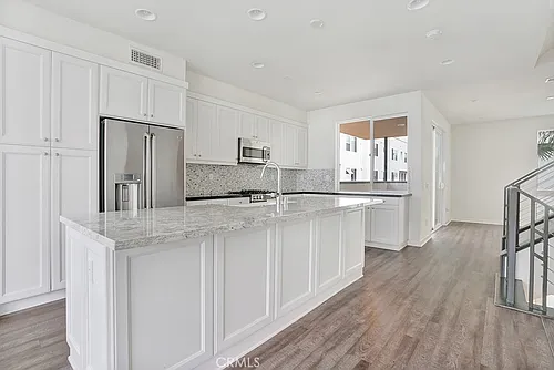 1688 Shoreline Way Photo 1