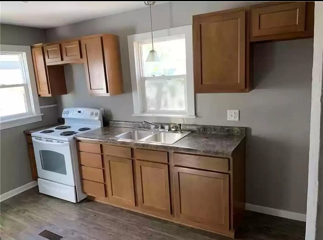 2 bed, 788 sqft, $725 — Photo 2