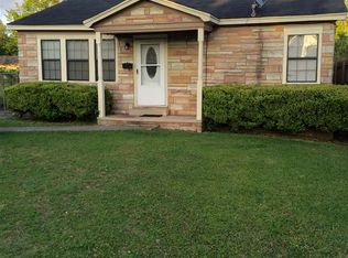 2860 Pine St, Beaumont, TX 77703