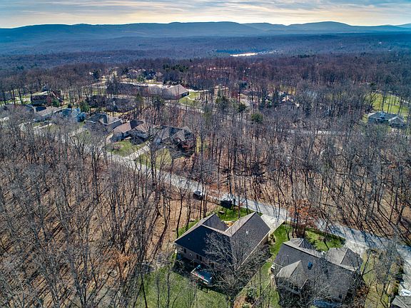 2nd image of 167 Cromwell Ln