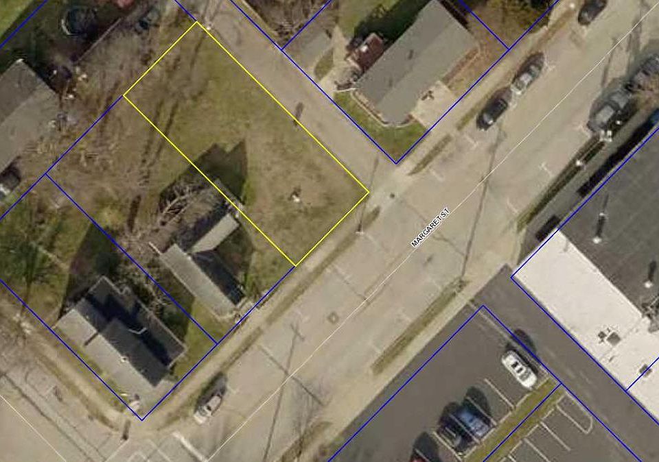 1st image of 405 Margaret St