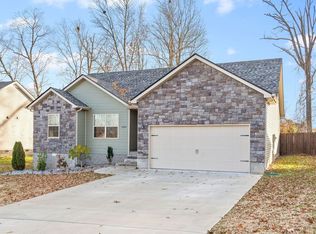 1486 Trainer Rd, Clarksville, TN 37042