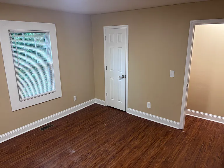 400 Mark Rd — Photo 11